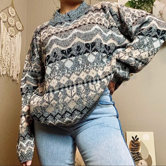 Vintage Sweaters - Vintage 80s Slouchy Fair Isle Funky Pattern Crochet Club Sweater